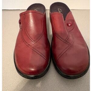 Clarks Brown Leather Clogs/Mules